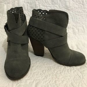 BETSEY JOHNSON Grey Suede Ankle Booties: Size 7